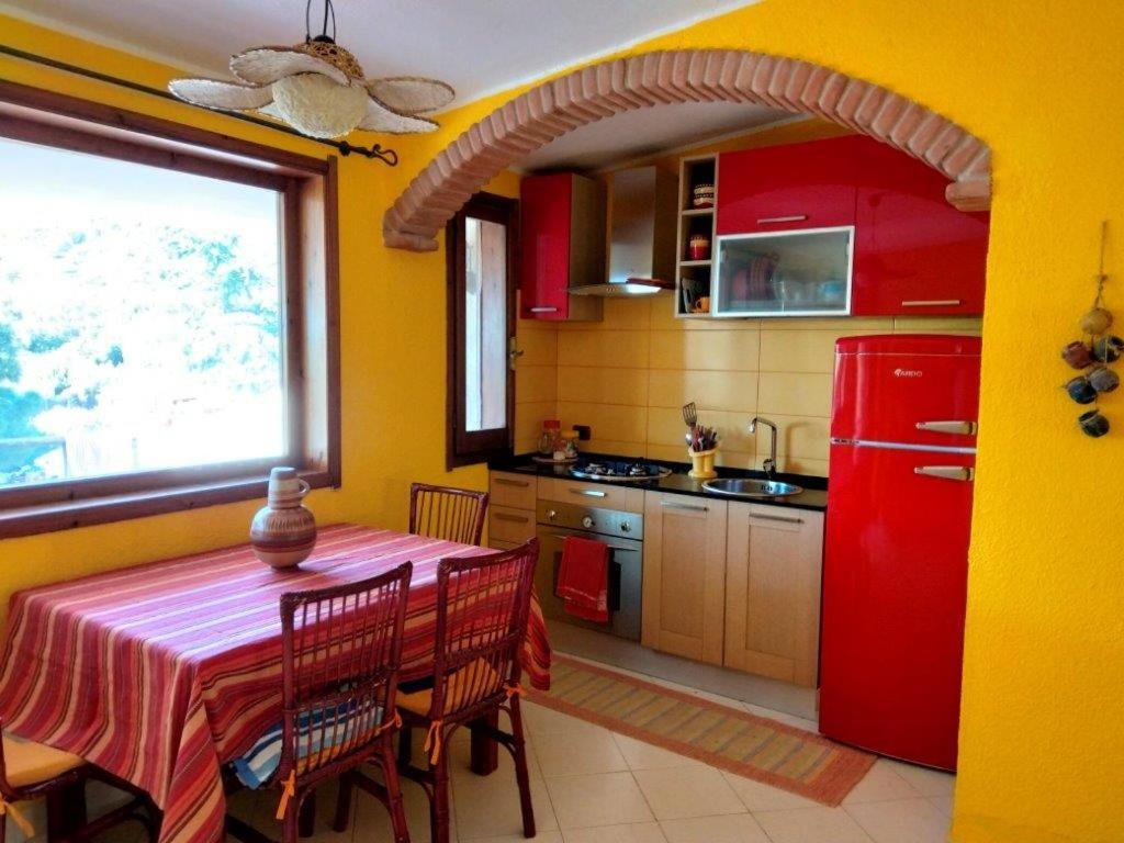 Villa Fiorilla Geremeas Bagian luar foto